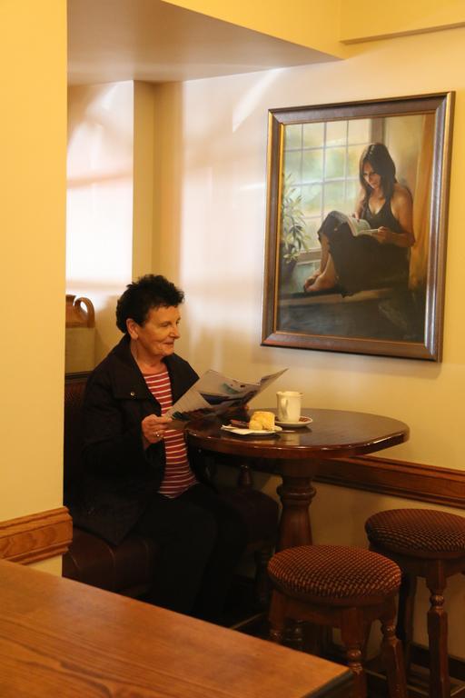 Gullane'S Hotel Ballinasloe Eksteriør bilde